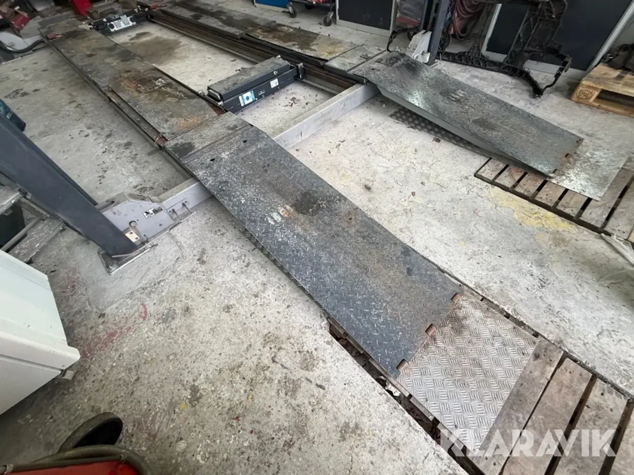 Billede 9 - 4-søjlet lift Launch TLT440JA til 4-hjulsudmåling