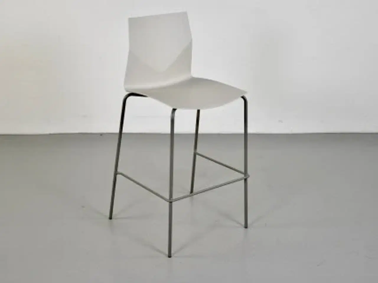 Billede 8 - Four design højbord med fire barstole, sæt à 4 stole og 1 bord