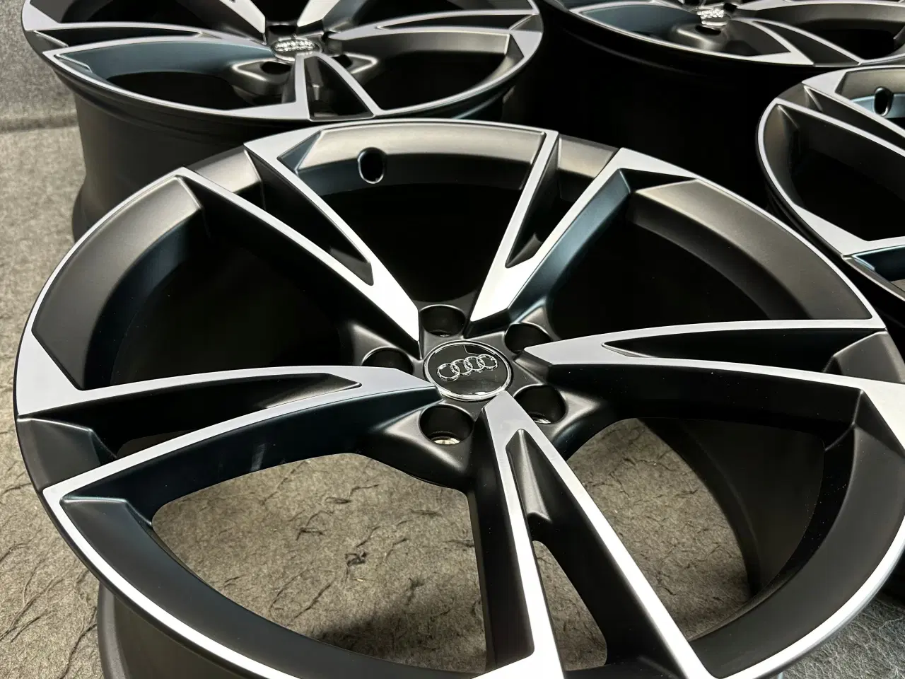 Billede 8 - ALUFÆLGE AUDI A5 8W0 20"