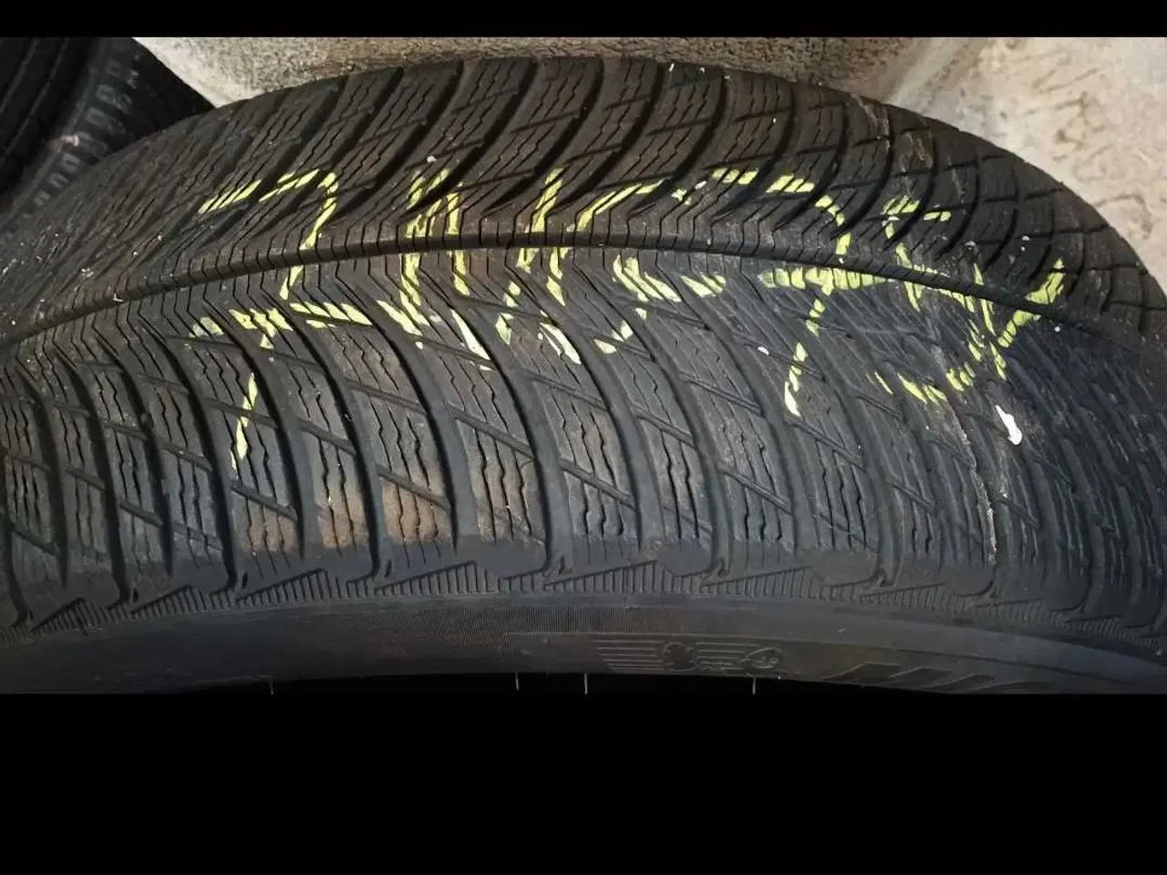 Billede 5 - 4 stk Michelin vinterdæk 