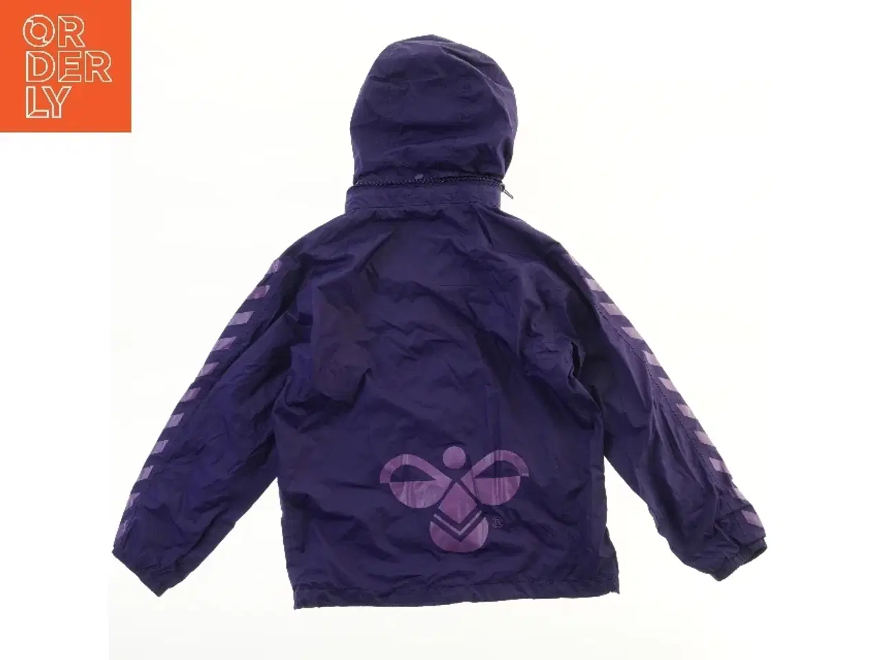 Billede 2 - Børnejakke med hætte fra Hummel (str. 122)