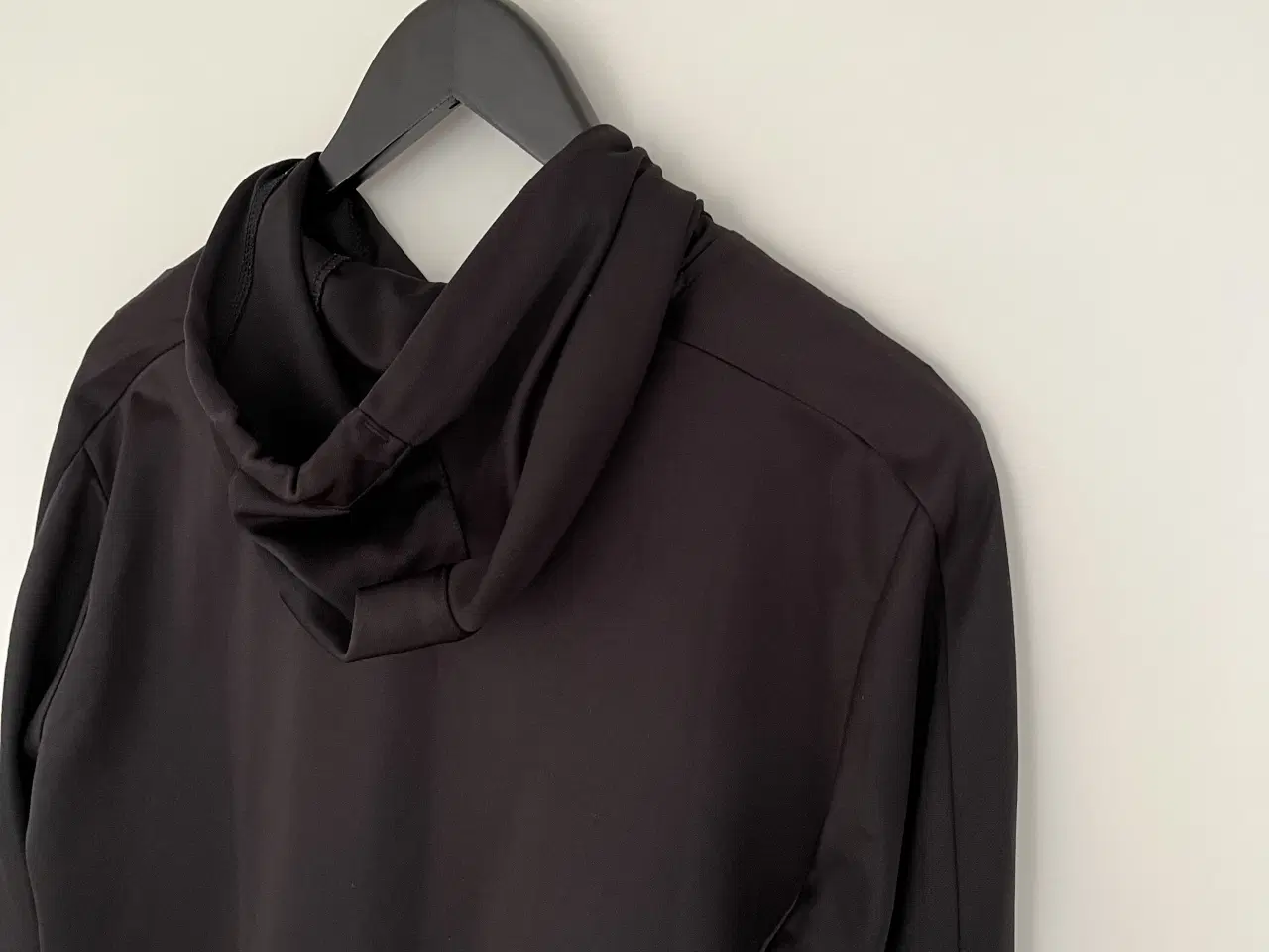 Billede 5 - Træningstrøje