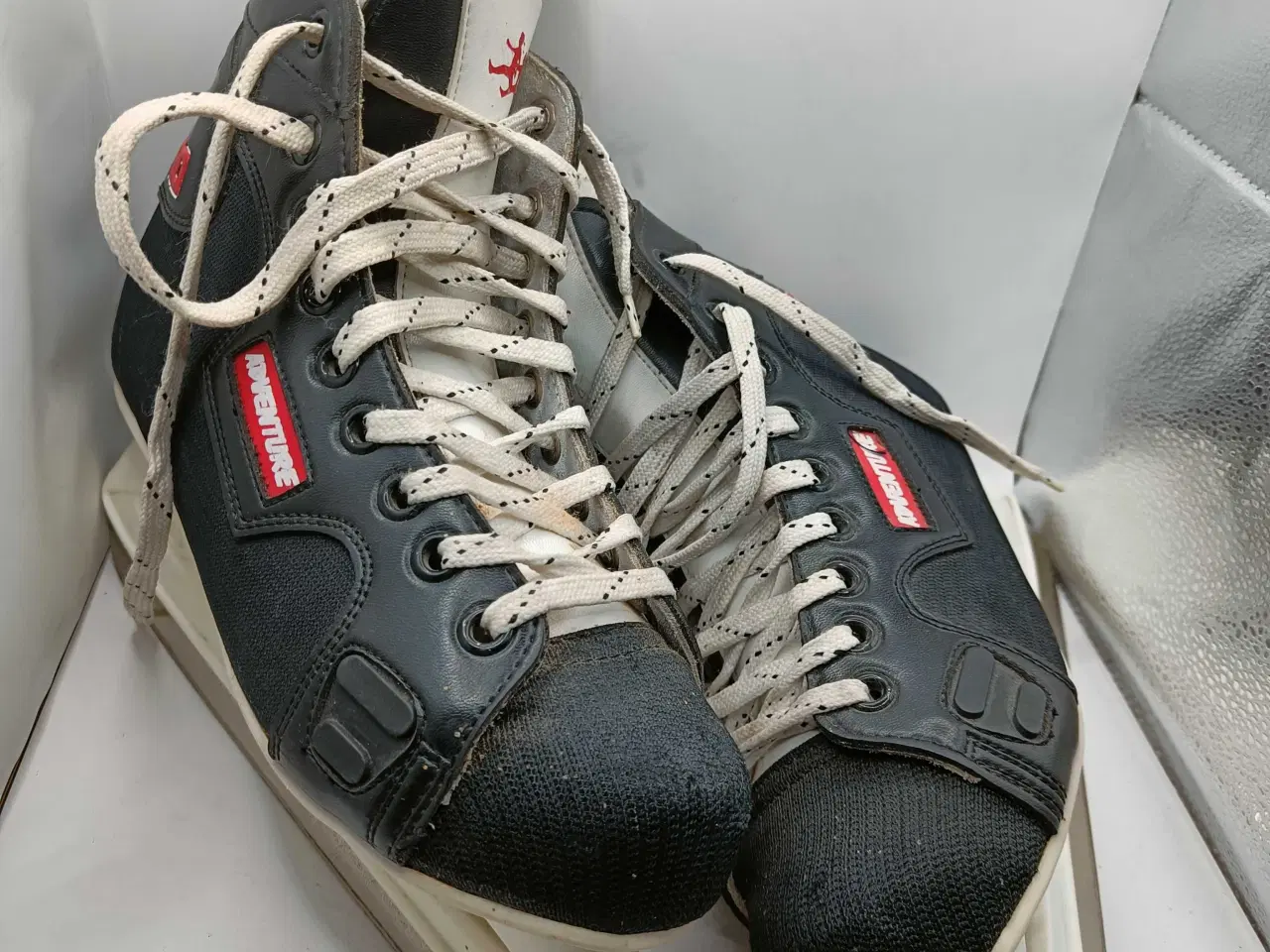 Billede 9 - Ishockey skøjter 41str 