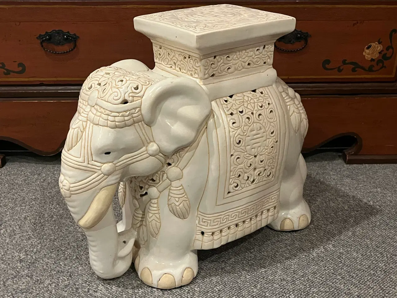 Billede 1 - Elefant i keramik