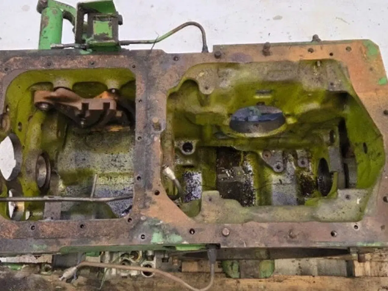 Billede 2 - John Deere 4040S Bagtøjhus AR94404