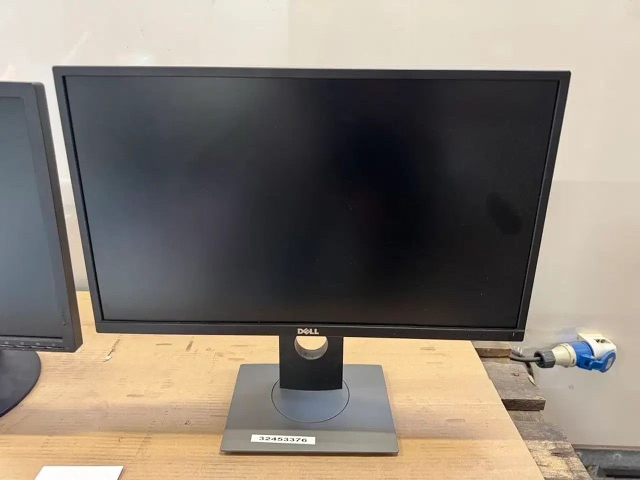 Billede 2 - 2 stk. Lenovo/Dell 24" Skærme