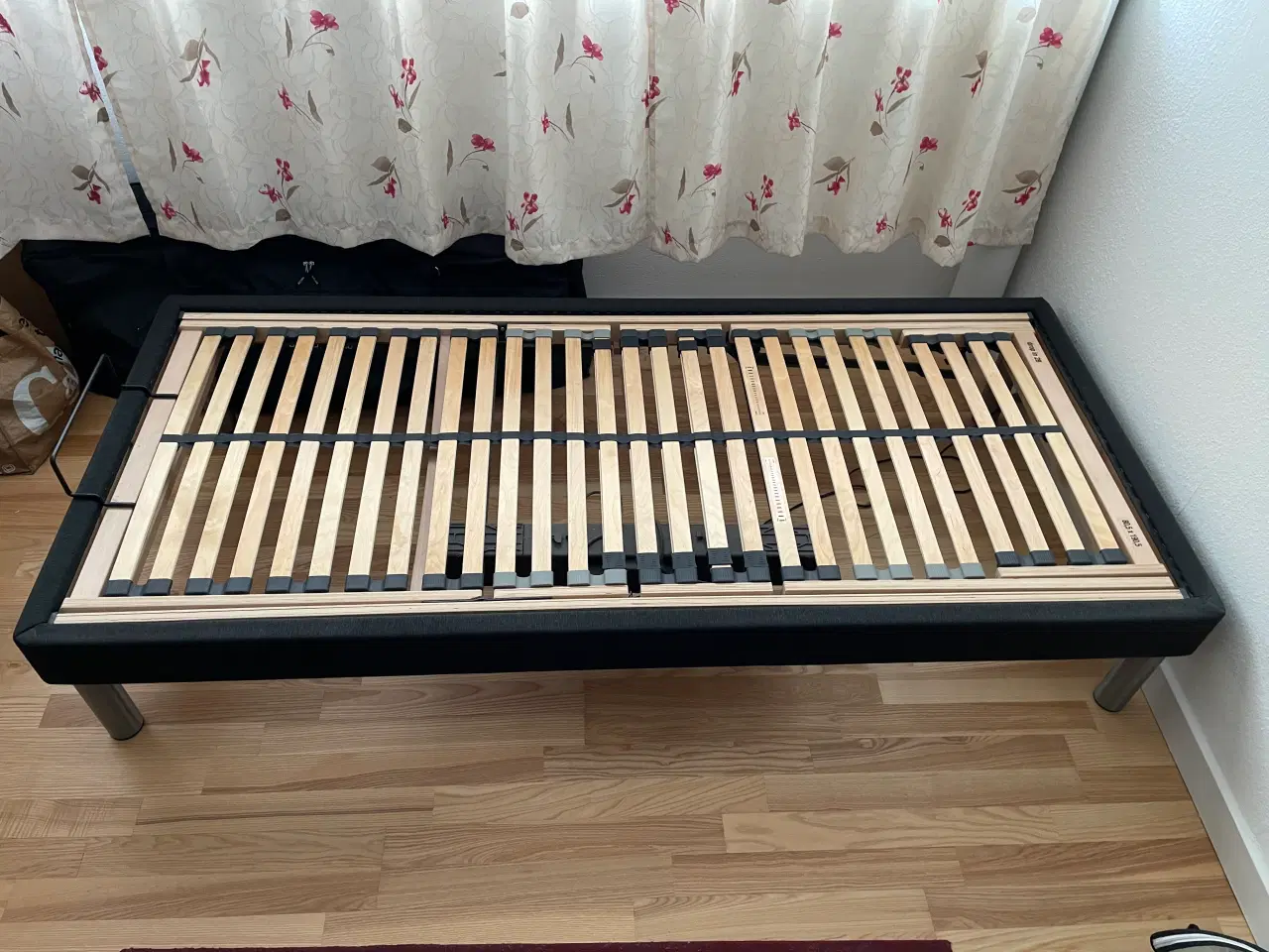 Billede 1 - Elevationsseng 90x200