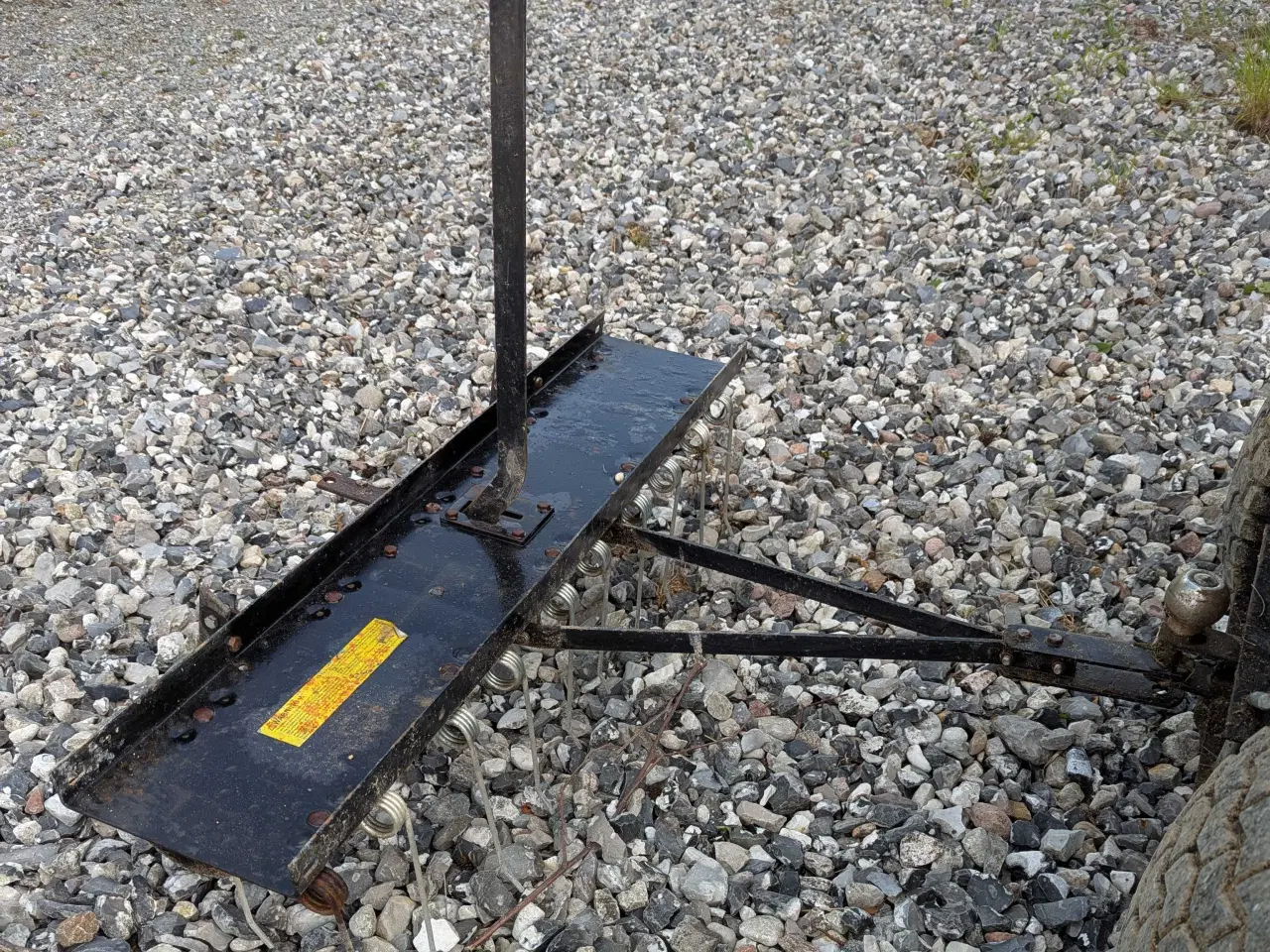 Billede 2 - Gårdspladsrive