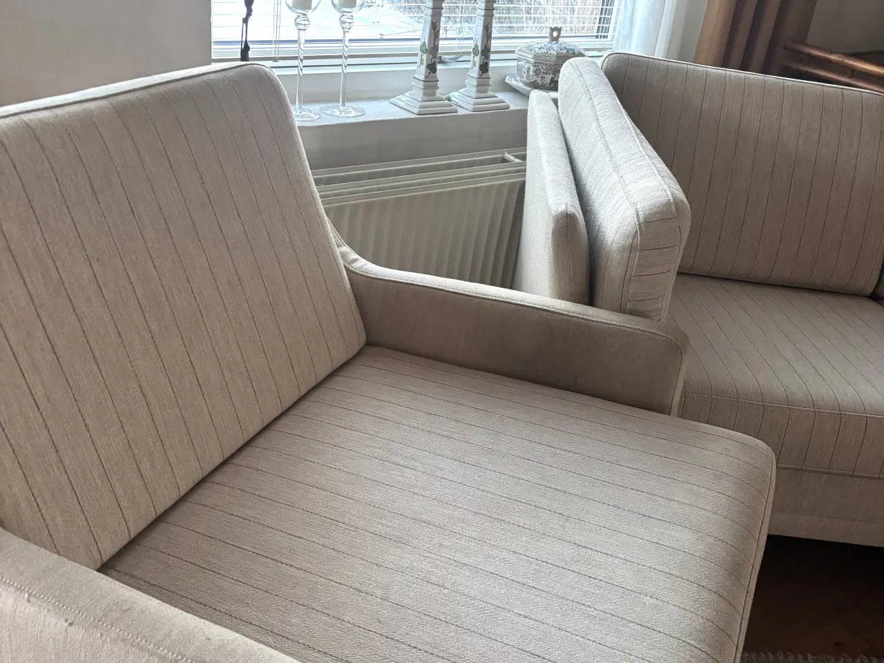 Billede 3 - SOFA I ULD MED TILHØRENDE LÆNESTOL