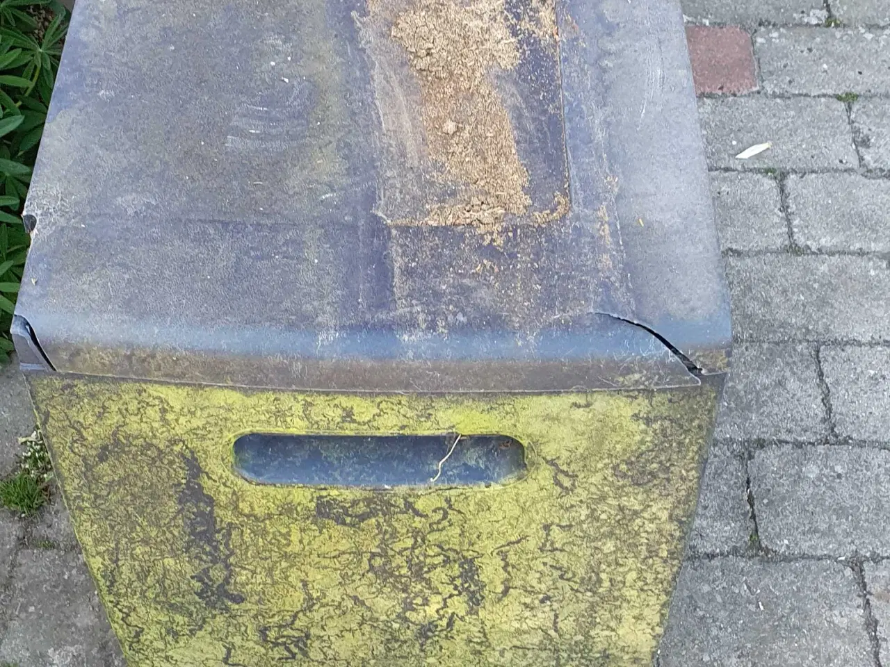 Billede 2 - Hyndeboks I plast 