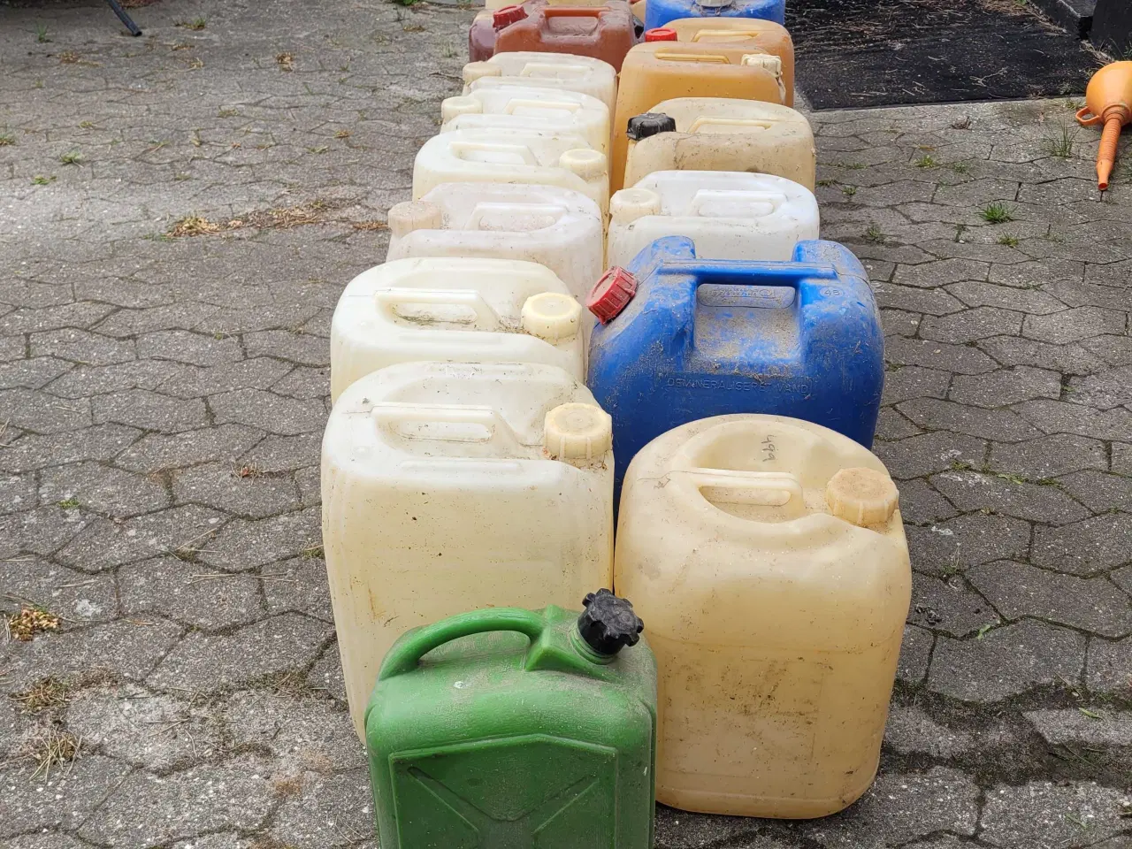 Billede 10 - havebordet mm 100kr