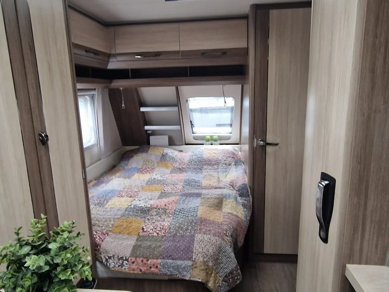 Billede 13 -  Tag et kig på denne skønhed. 