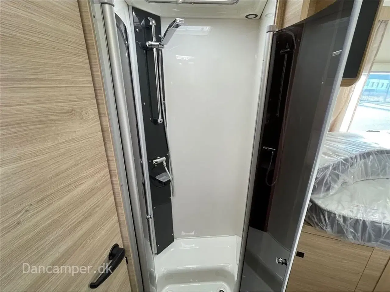 Billede 26 - 2026 - Chausson Fuldintegreret Chausson 7057 Titanium Line, 180 Hk og 8 trins automatgear, 4,4T heavy chassis