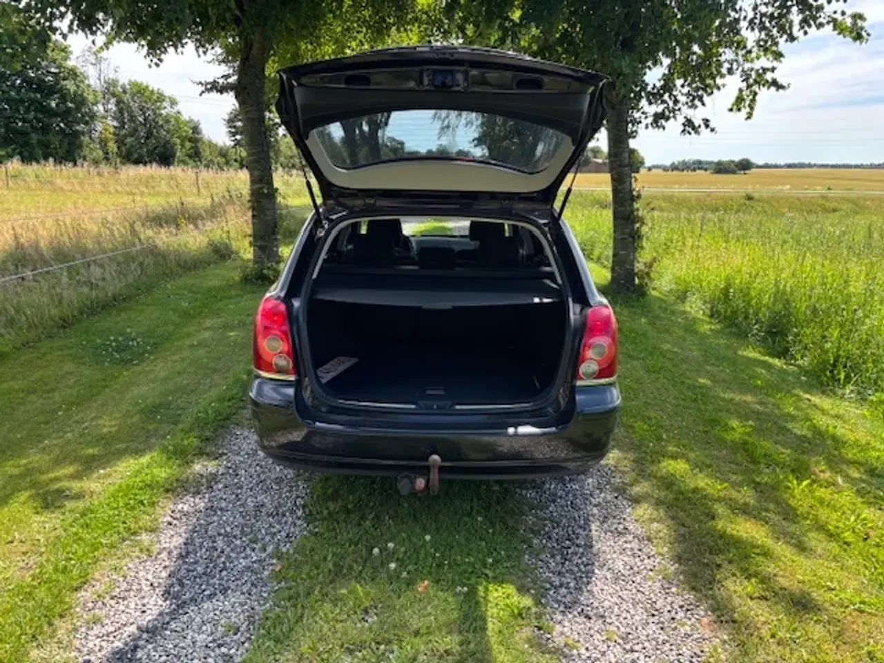 Billede 5 - Toyota Avensis 2,0 D-4D Executive stc. 5d