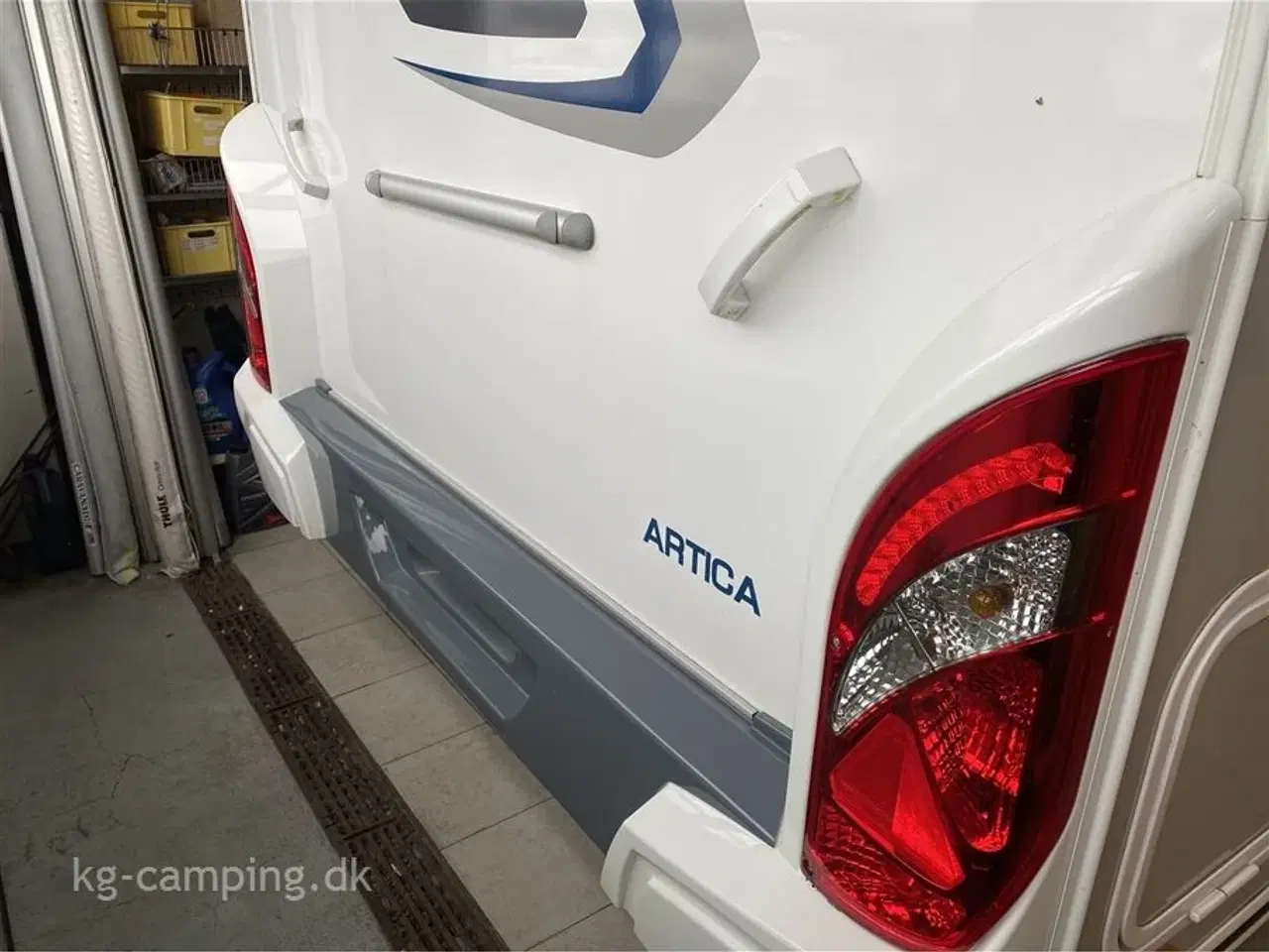 Billede 2 - 2022 - Caravelair Artica 540 PACK VIP   Super velholdt vogn med kompressor køleskab - fritstående seng - Truma Combi 6E