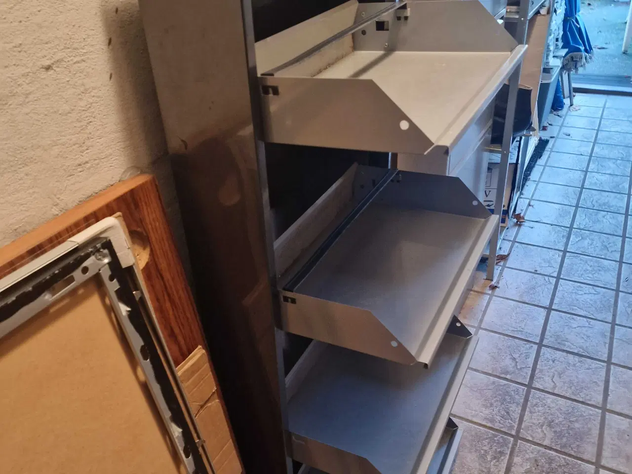 Billede 2 - Skoskab med 4 klapper 