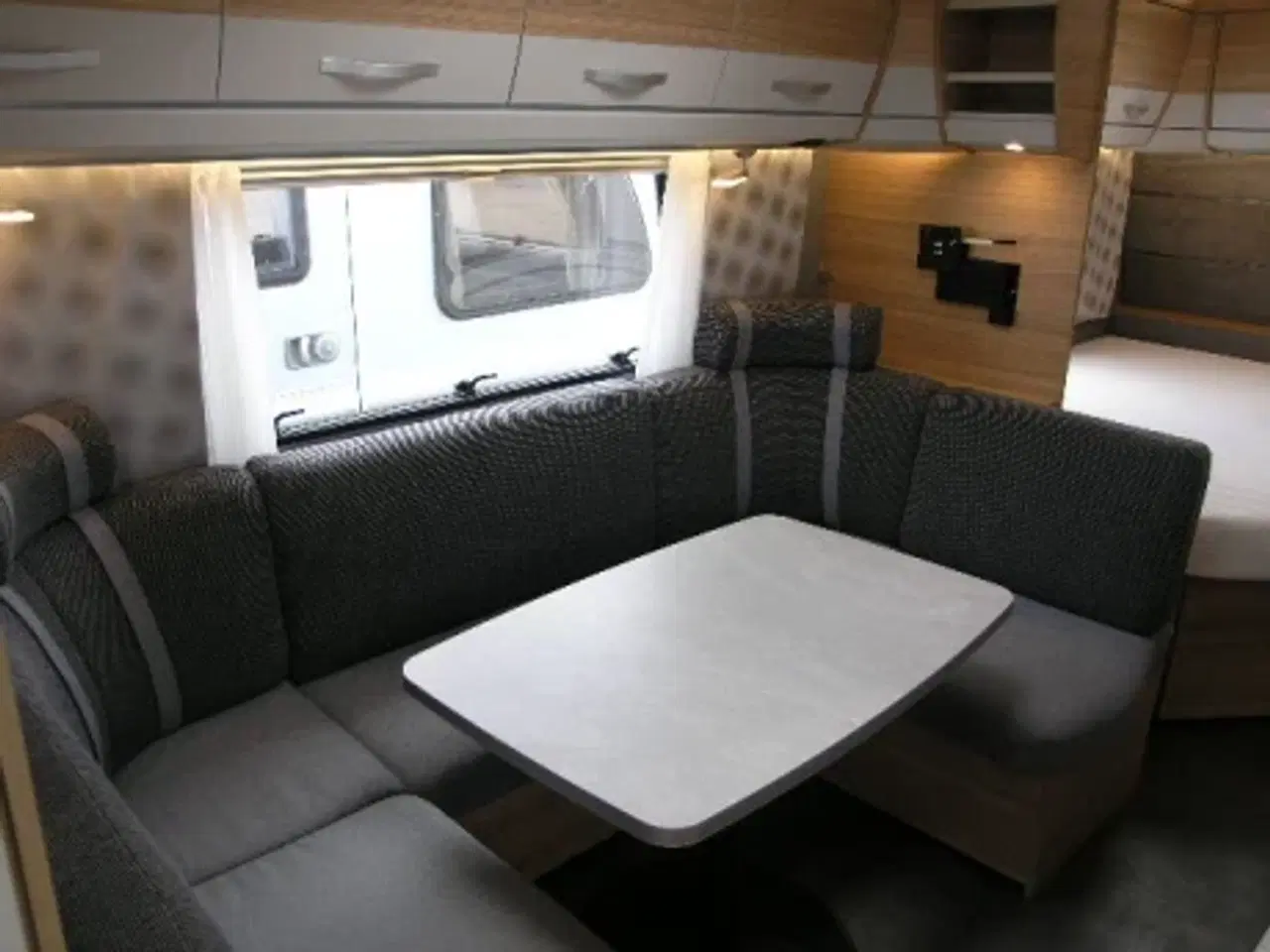 Billede 5 - Dethleffs 650 Camper FMK