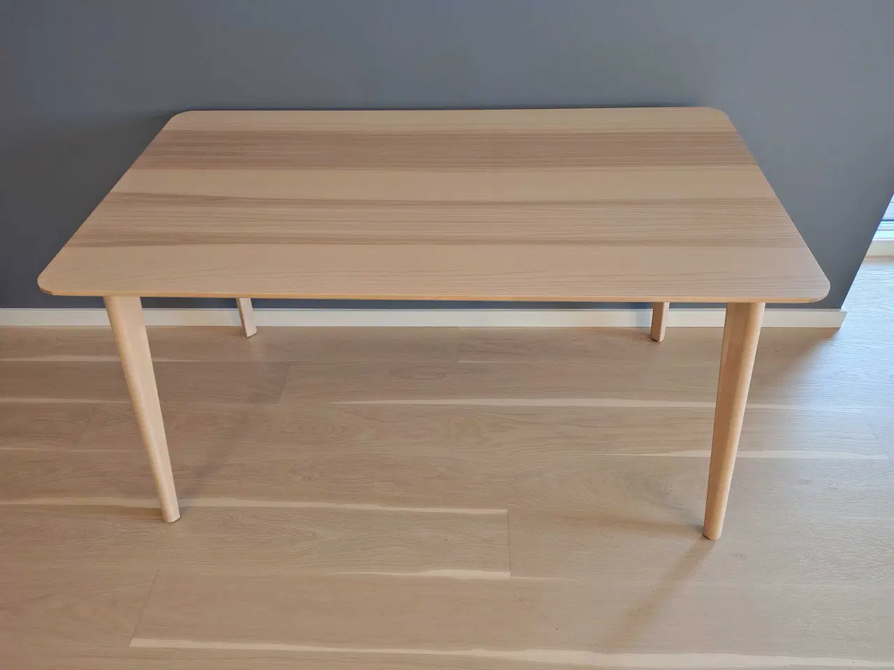 Billede 9 - Spisebord og 4 stole i ask ubrugt