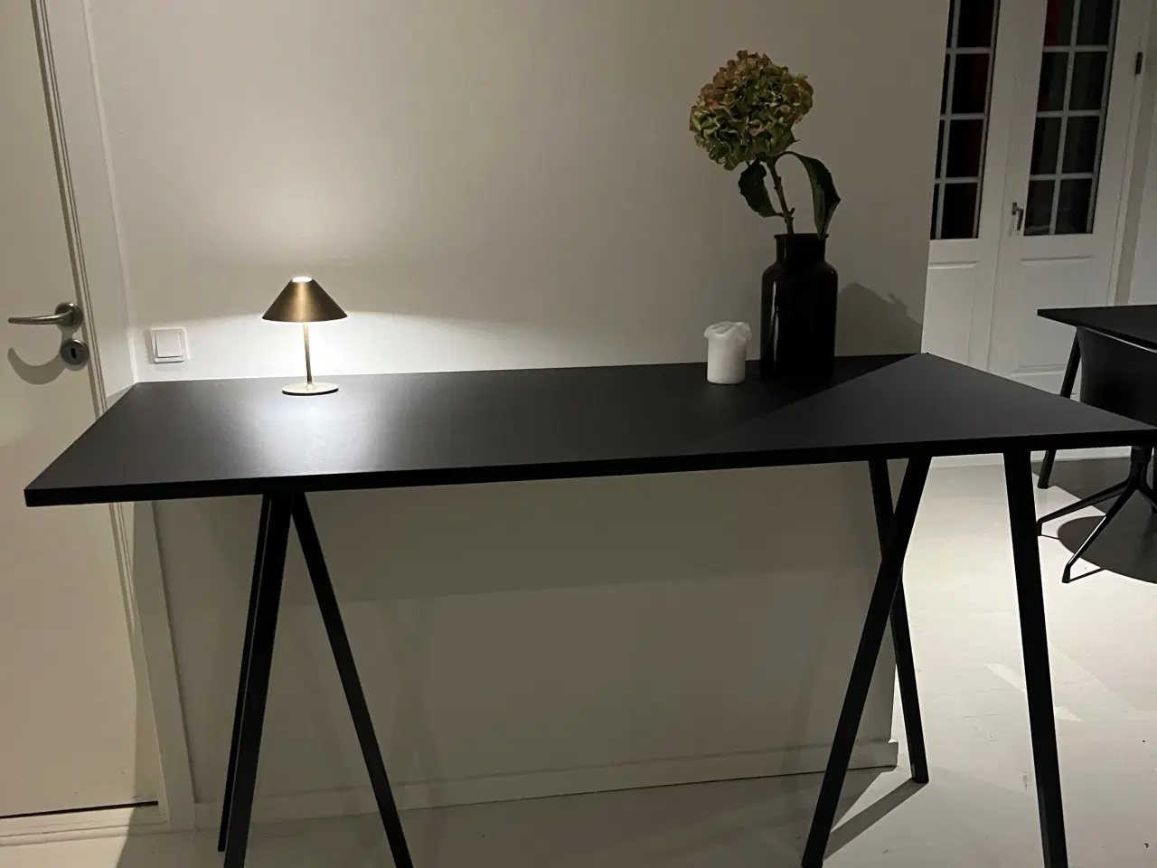 Billede 1 - HAY Loop stand table - sort (højt)