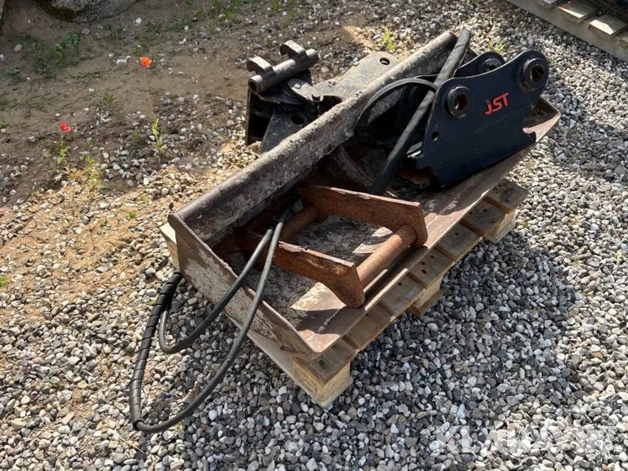 Billede 1 - Kipbar planerskovl og hydrauliskskifte