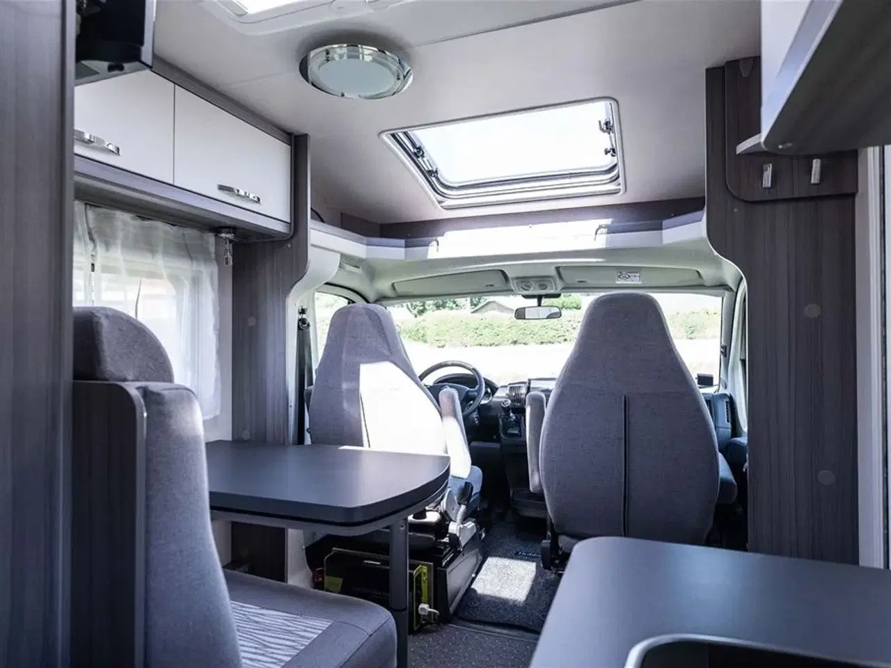 Billede 16 - 2022 - Hobby Ontour Edition V65 GE   Super velholdt enkeltsenges camper