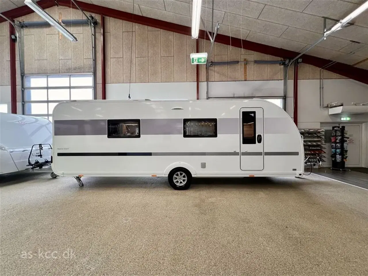 Billede 2 - 2021 - Adria Alpina 663 HT Alde Centralvarme   Adria Alpina 663 HT årg. 2021. 4 sovepladser, 6 siddepladser