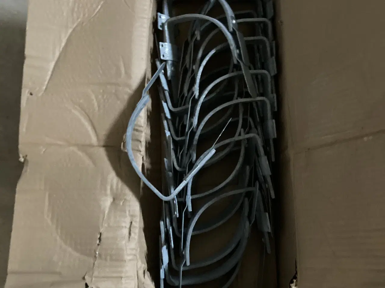 Billede 3 - Rendebeslag hel kasse