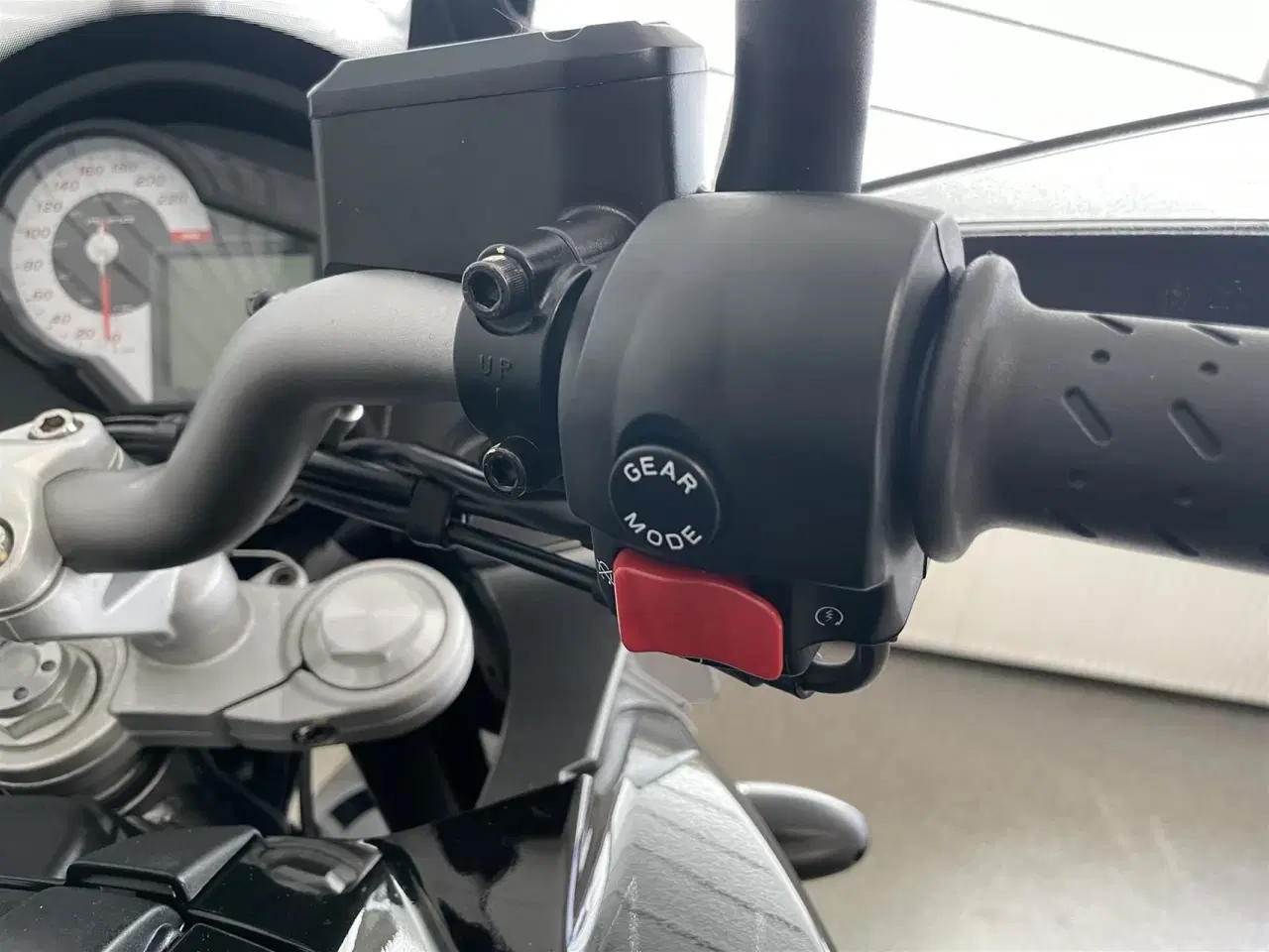 Billede 10 - Aprilia Mana 850