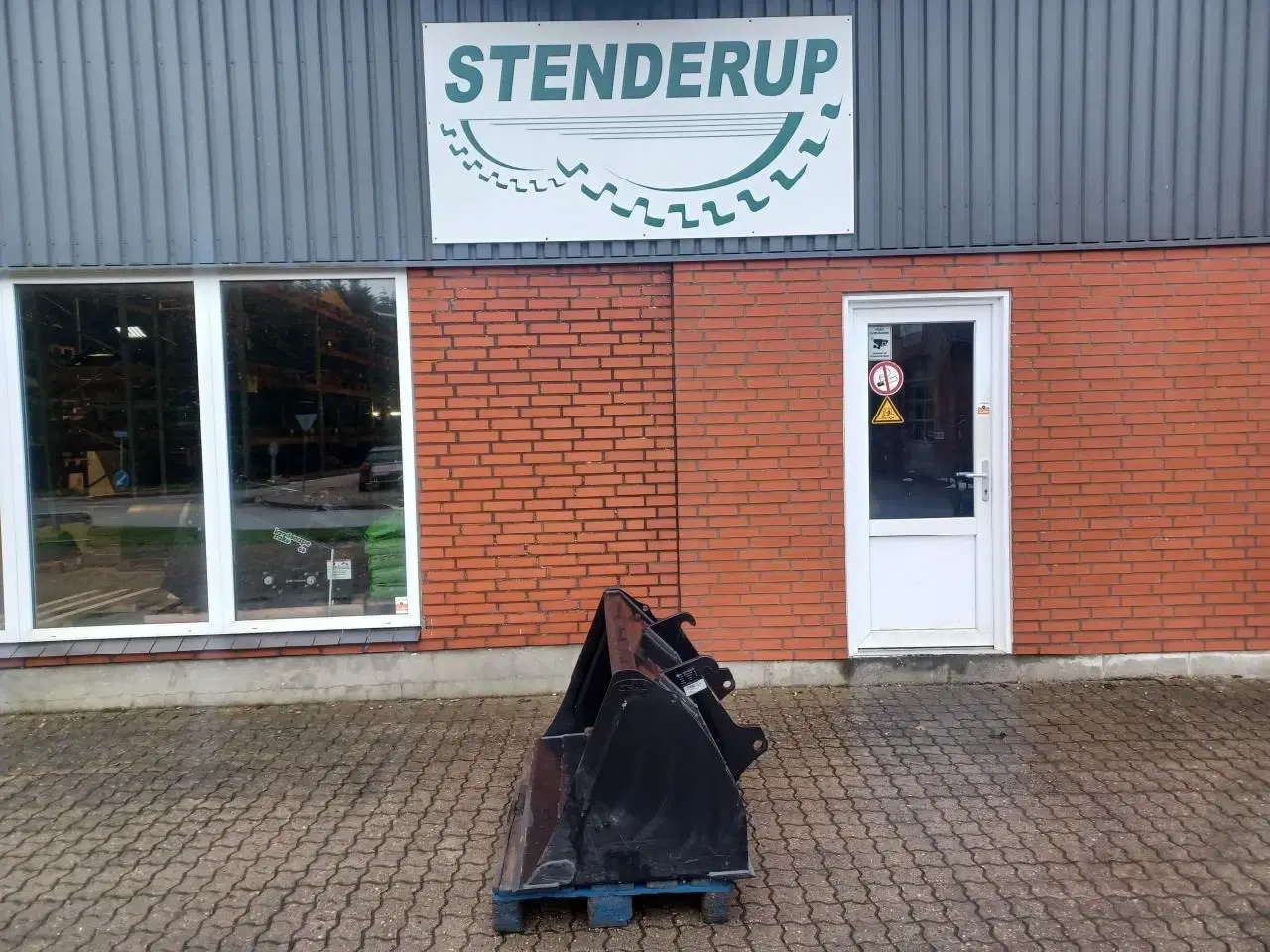 Billede 1 - - - - JORDSK. M/BAGSKÆR 4P