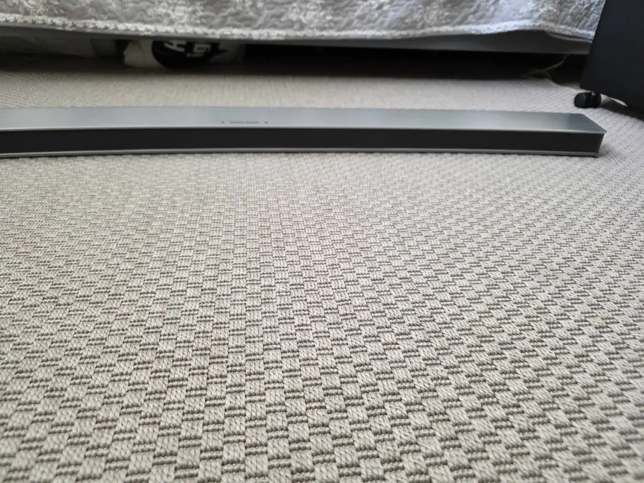 Billede 1 - Buet børstet alu Soundbar 