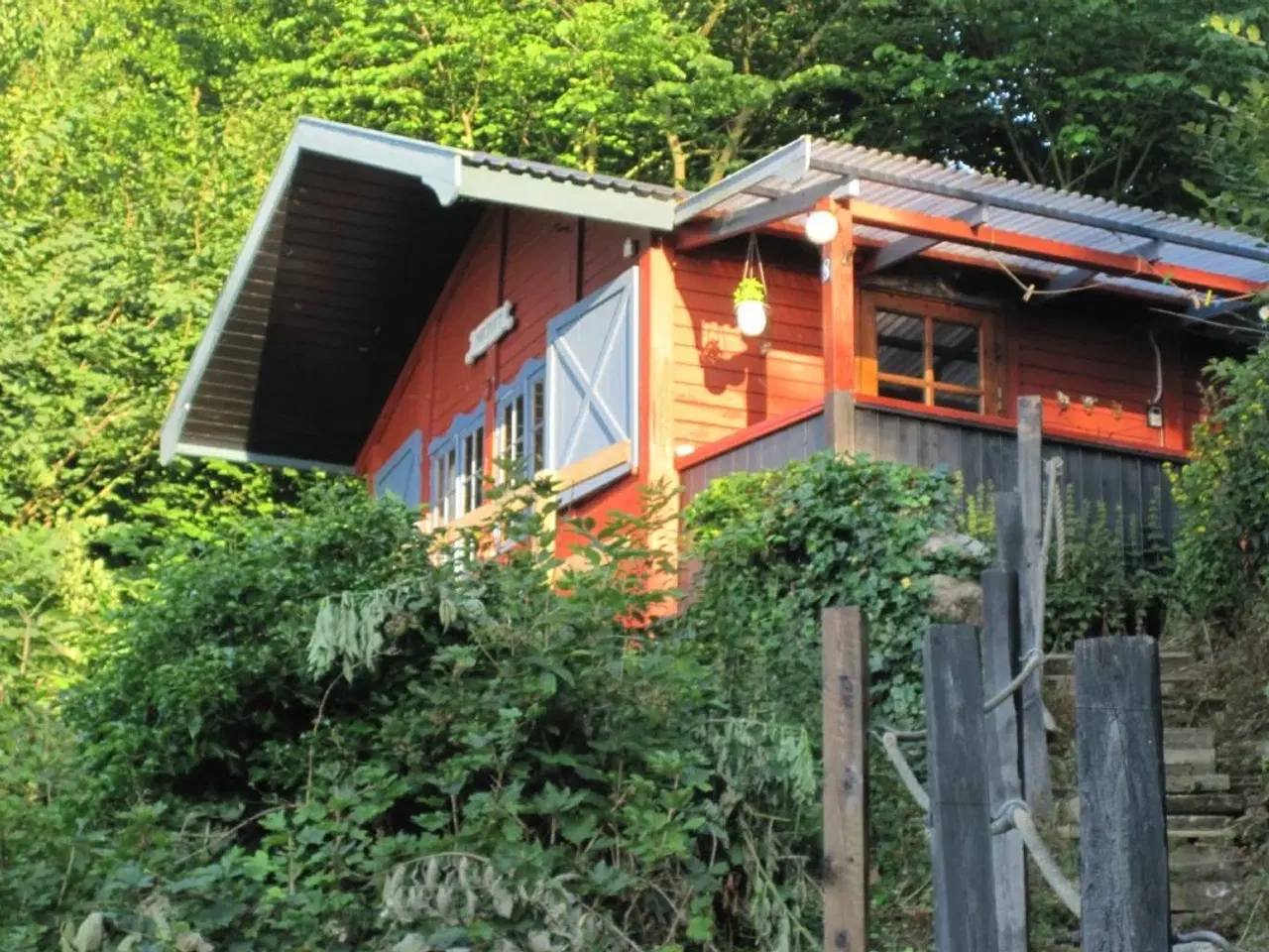 Billede 1 - Bornholm, Gudhjem ved havet og badestrand. lejes ud fra midt April til November