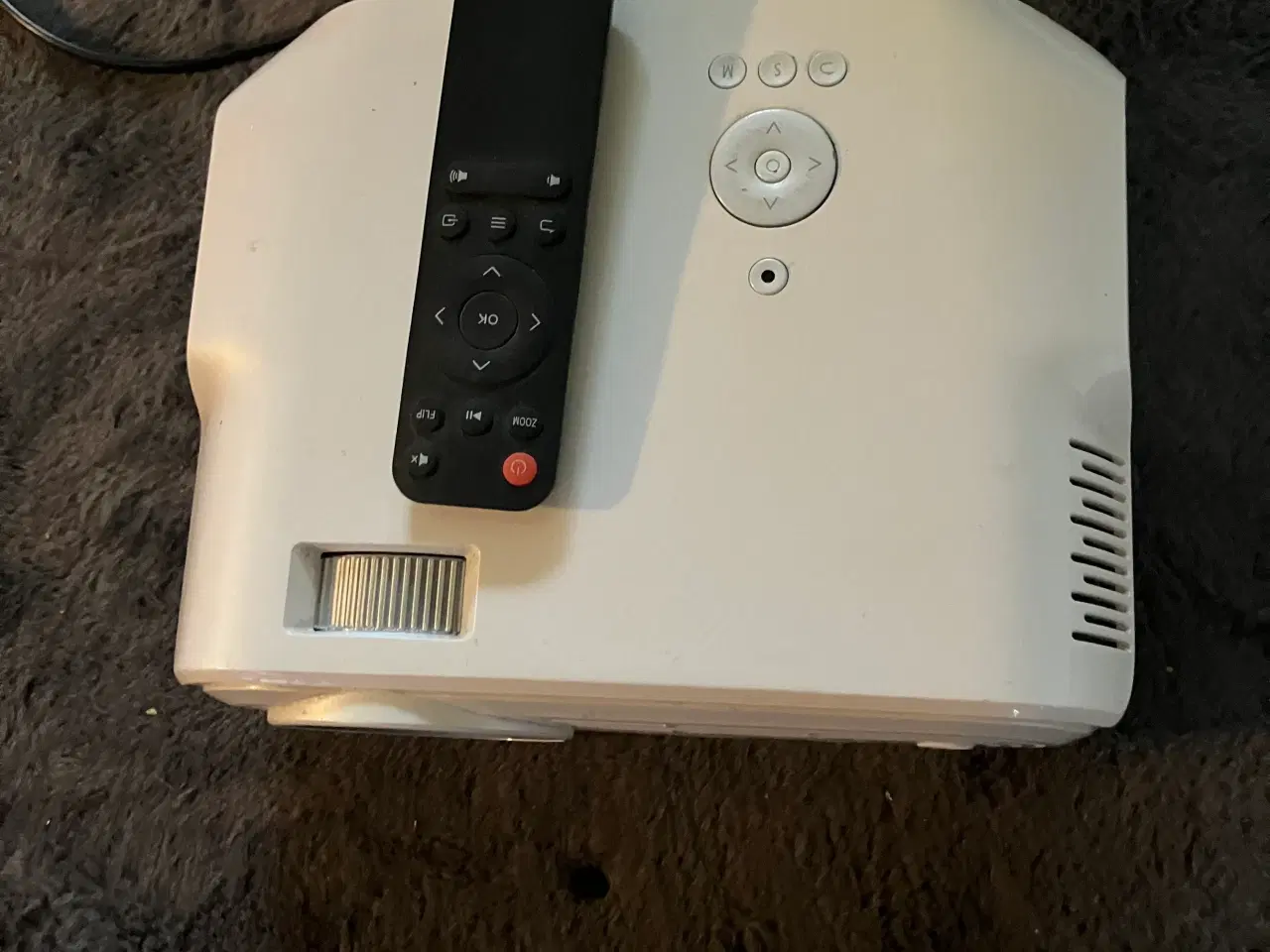 Billede 4 - United Projektor Hvid med fjernbetjening