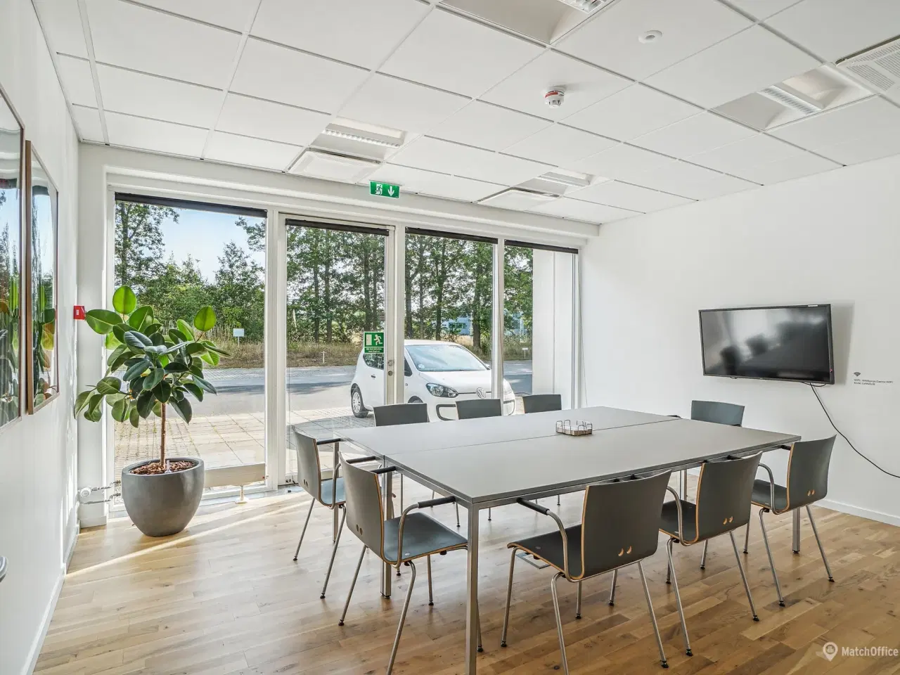 Billede 9 - Ledige kontorlejemål i flot ejendom