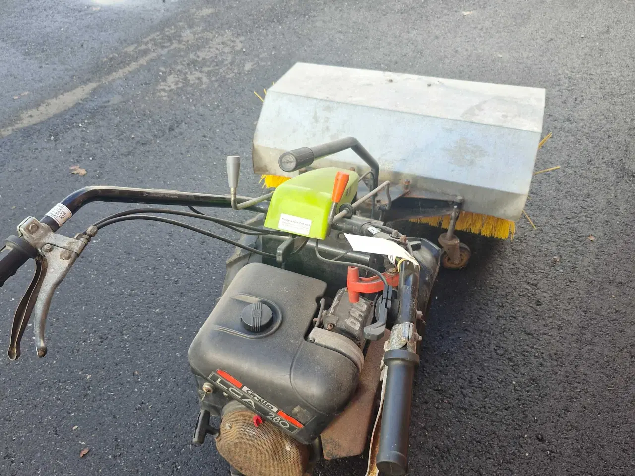 Billede 12 - Grillo G107d 2-Hjulet Traktor med kost