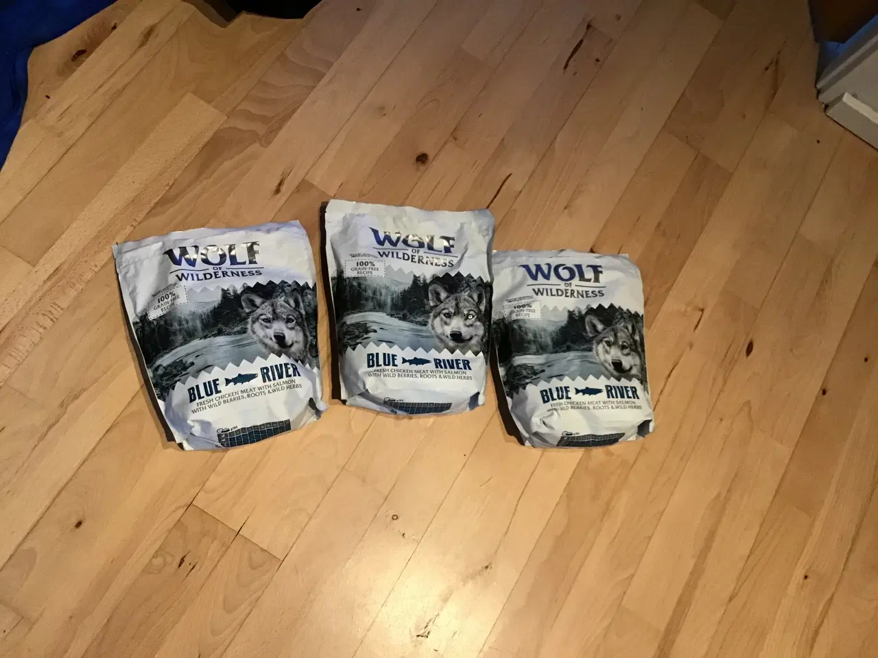 Billede 1 - 3x 1 kg. hunde foder  