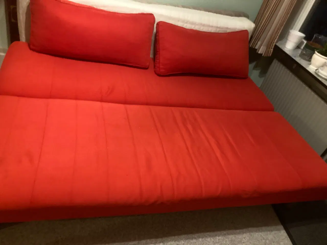 Billede 2 - sovesofa med puder og hynder