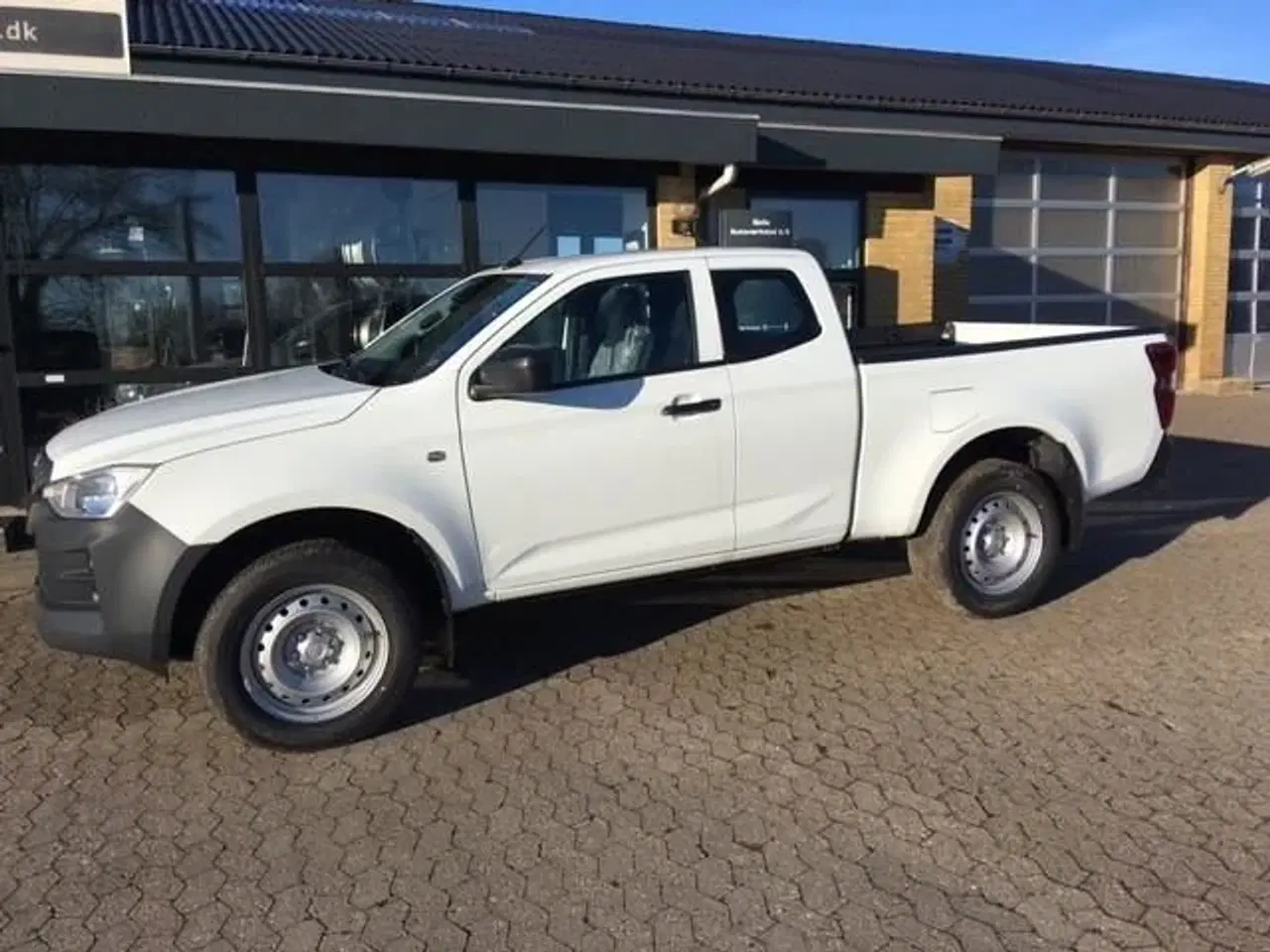 Billede 1 - Isuzu D-max Crew Cab 2,5 1,9 D 3ton 4WD 163HK Pick-Up Man.