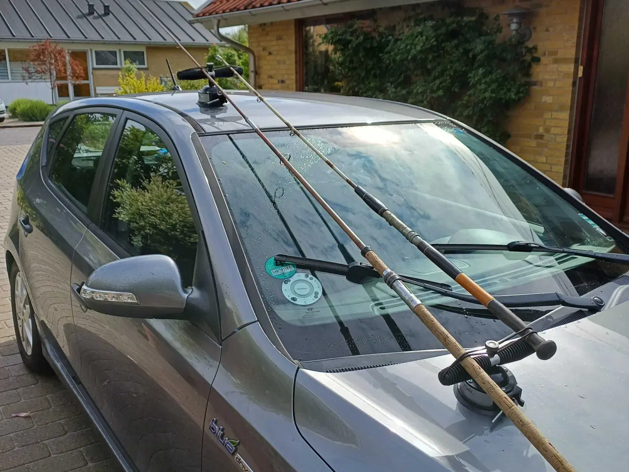 Billede 1 - Fiskestangsholder til bil.