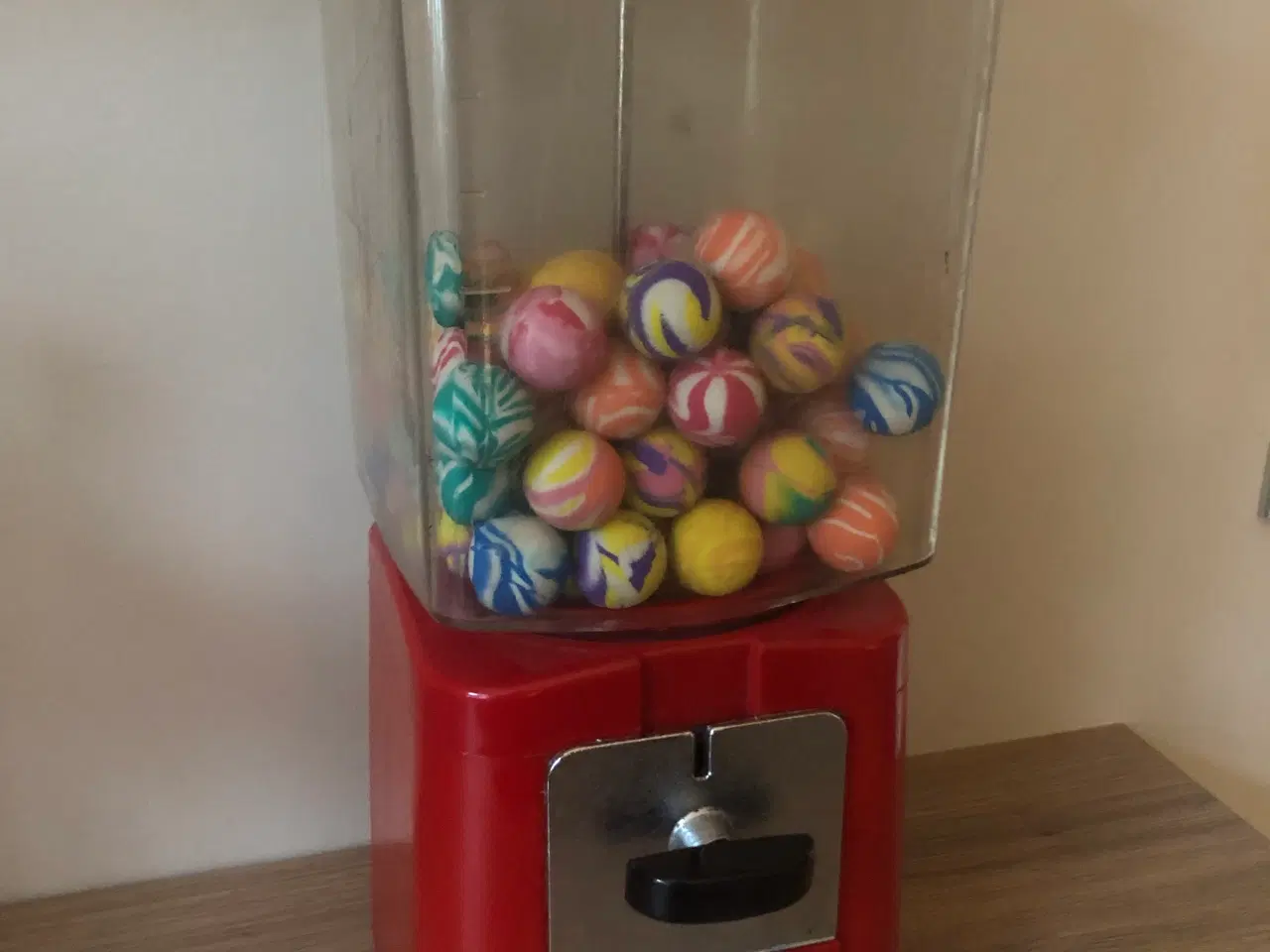 Billede 2 - Retro automat med hoppebolde 
