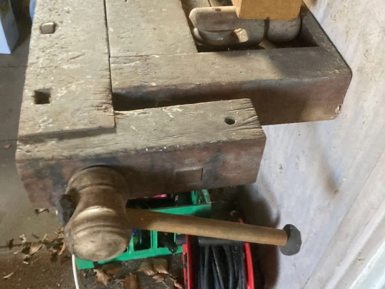 Billede 4 - Ældre høvlbænk.