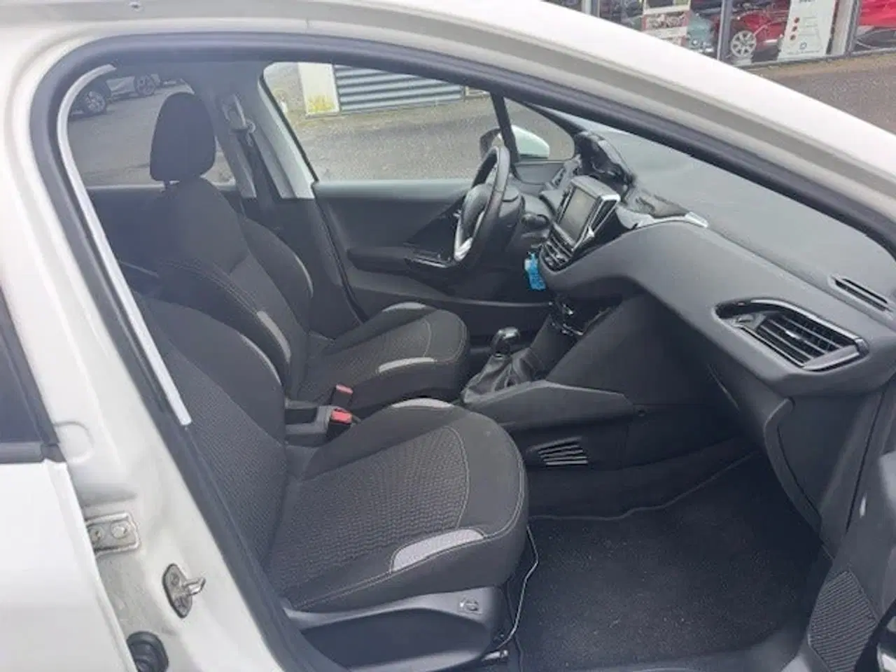 Billede 9 - Peugeot 208 1,2 VTi 82 Chili Sky