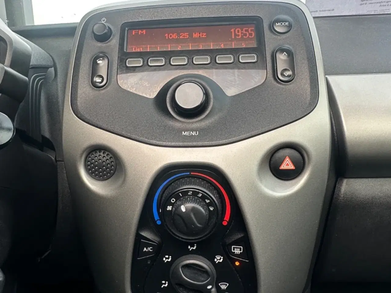 Billede 11 - Peugeot 108 1,0 e-VTi 69 Active TOP!