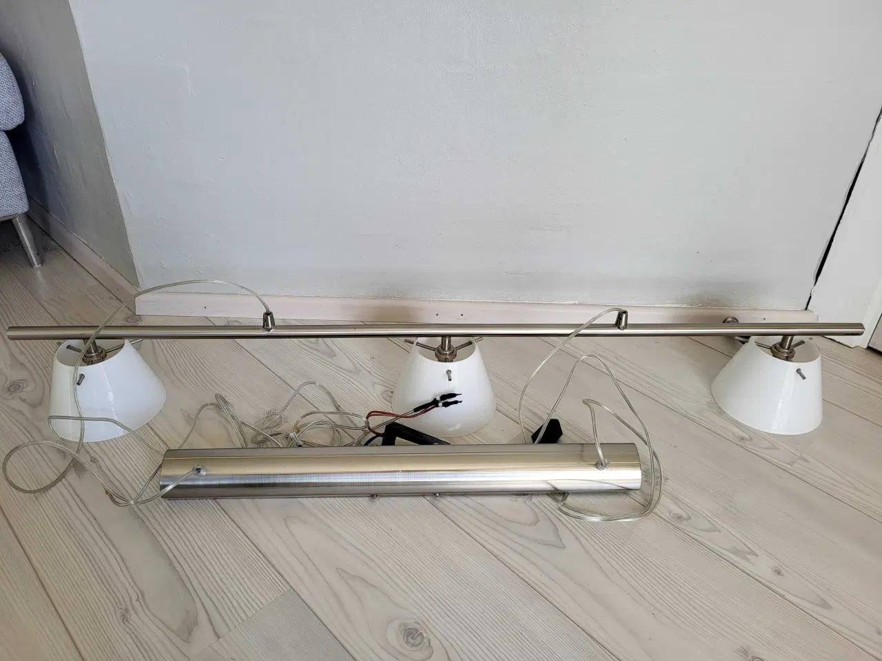 Billede 2 - Herstal pendel spisebords lampe. 