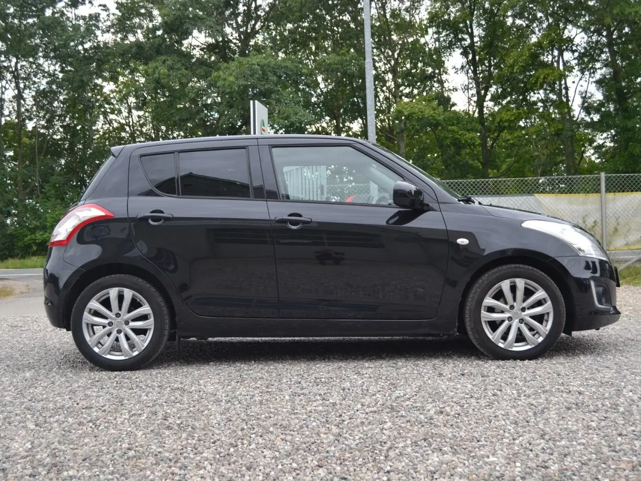 Billede 4 - Suzuki Swift 1,2 Dualjet 16V Club Plus 90HK 5d