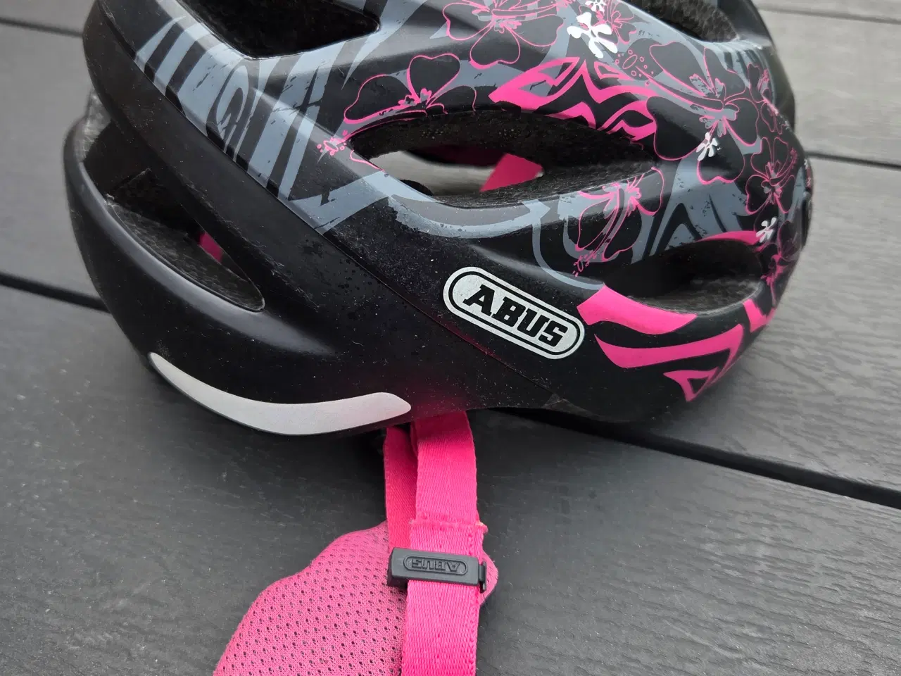 Billede 1 - ABUS     cykelhjelm 