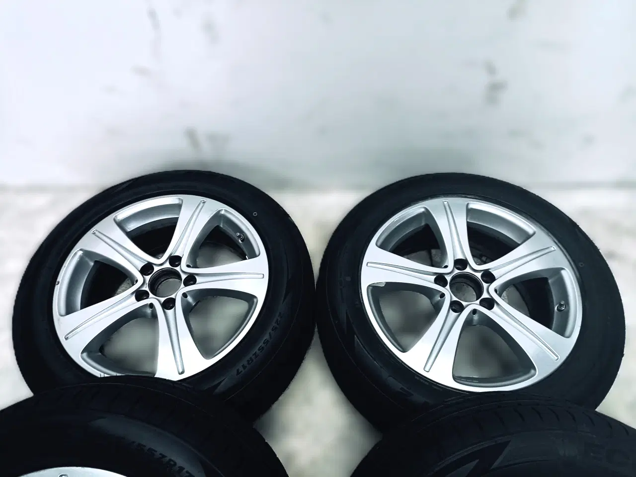 Billede 4 - 5x112 17" ET40 nav 66,6ø Mercedes sommersæt Inkl.T