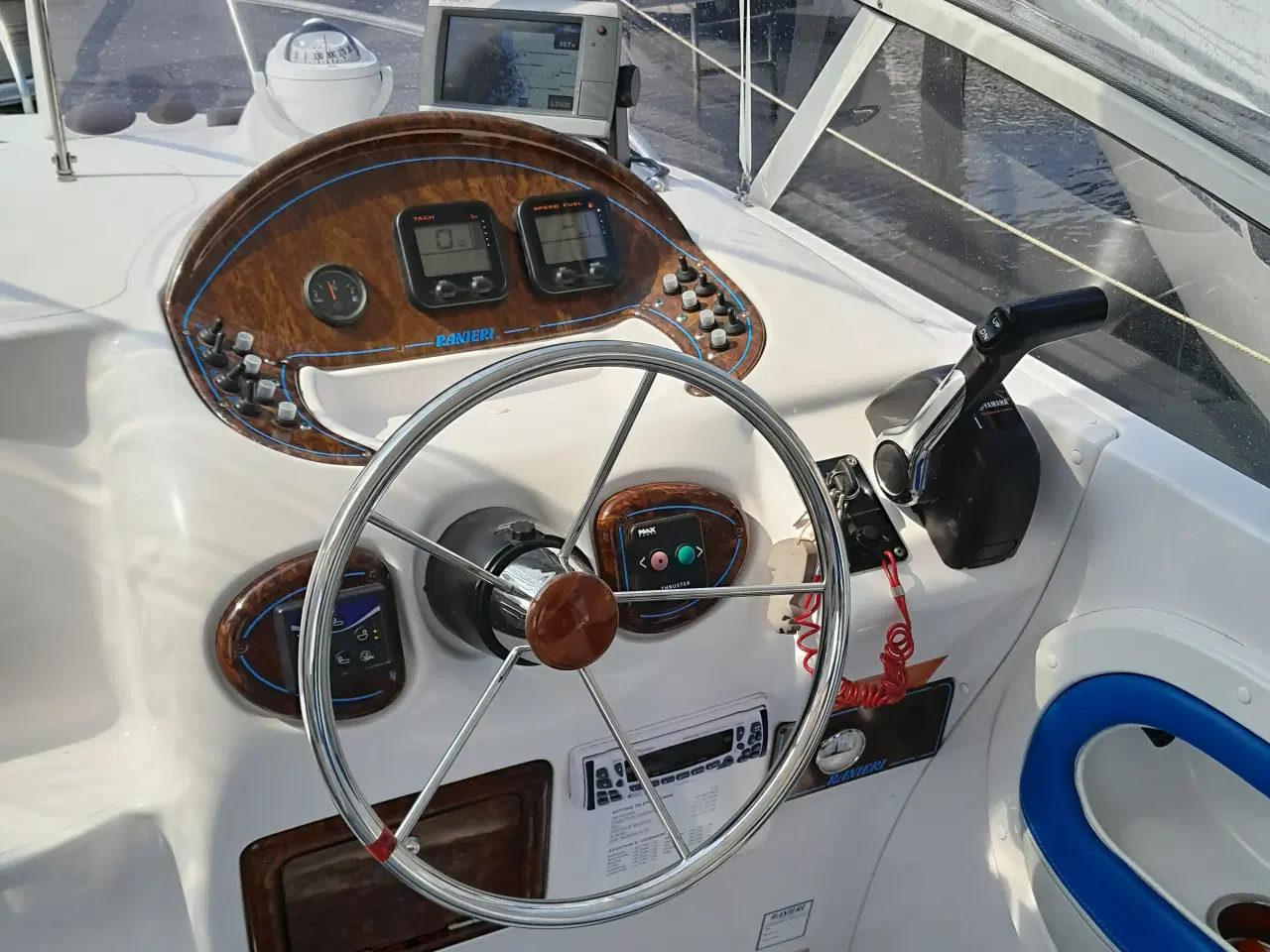 Billede 6 - Fin kabinebåd med næsten ny Yamaha 225hk outboard