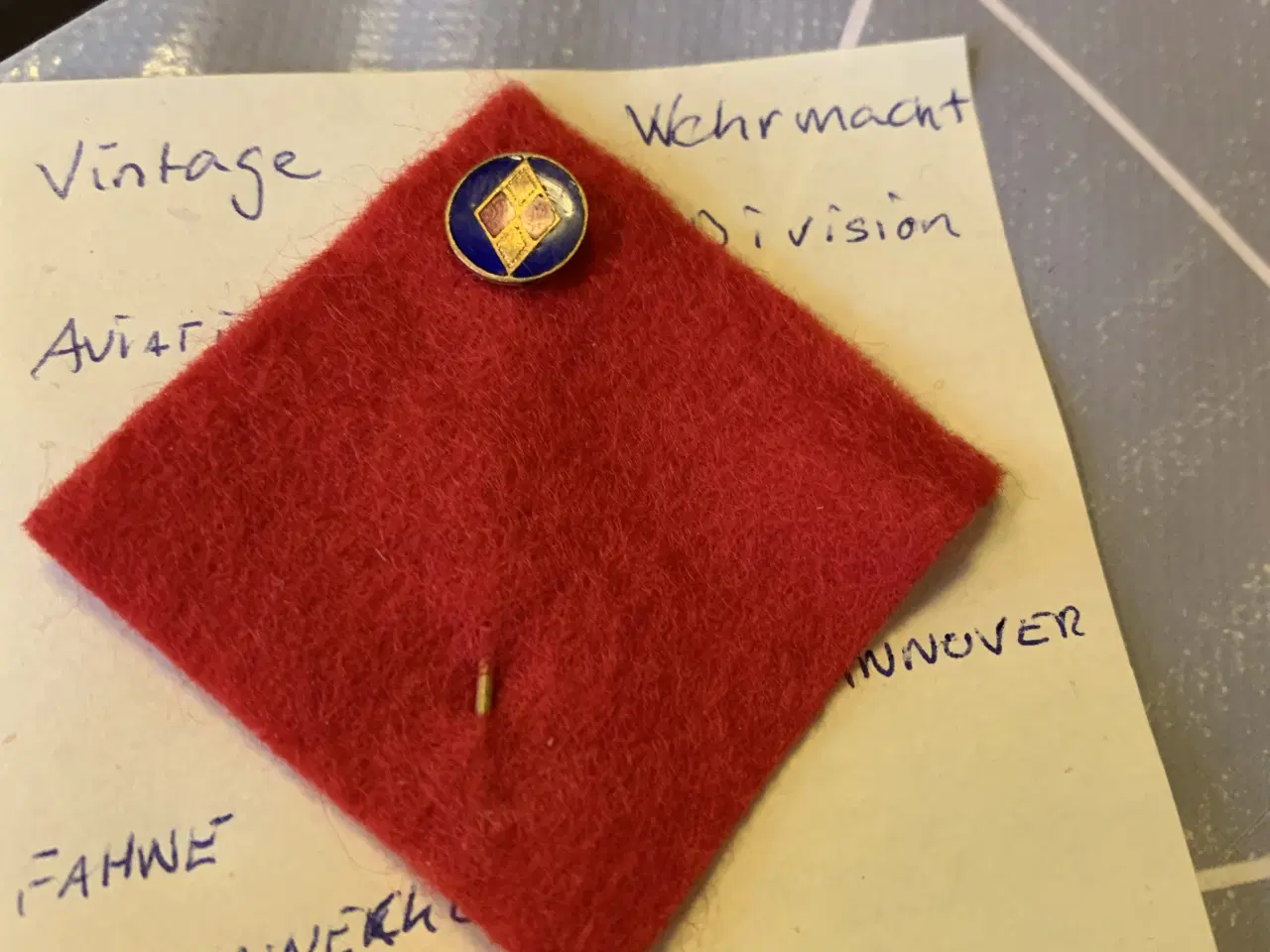 Billede 1 - Uniforms Pin 