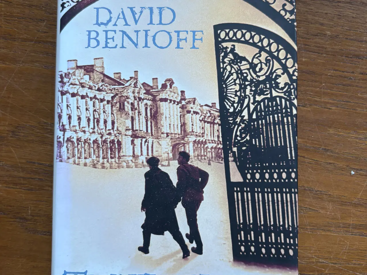 Billede 1 - Tyvenes by