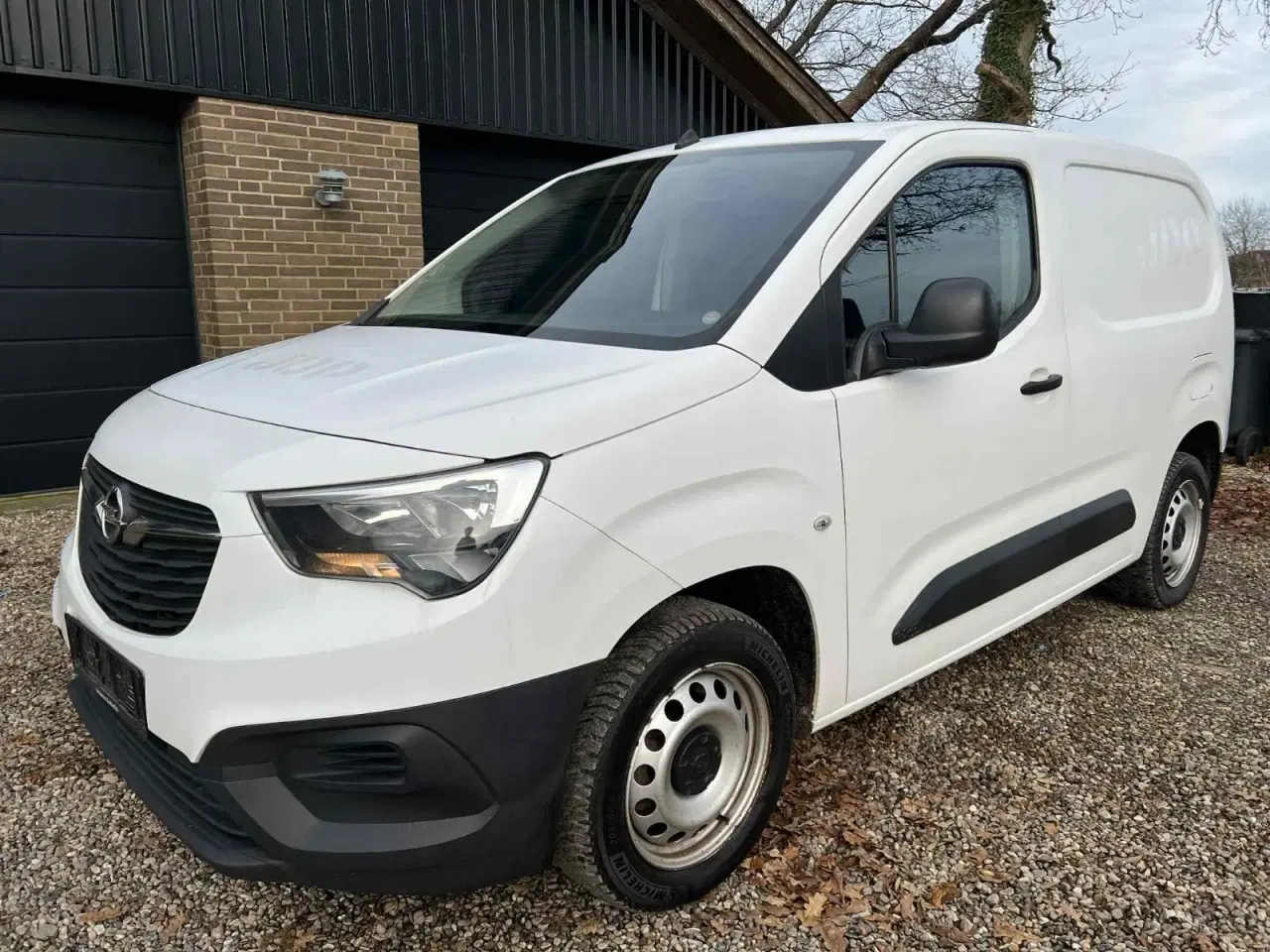 Billede 1 - Opel Combo 1,5 D 75 Essentia L1V1